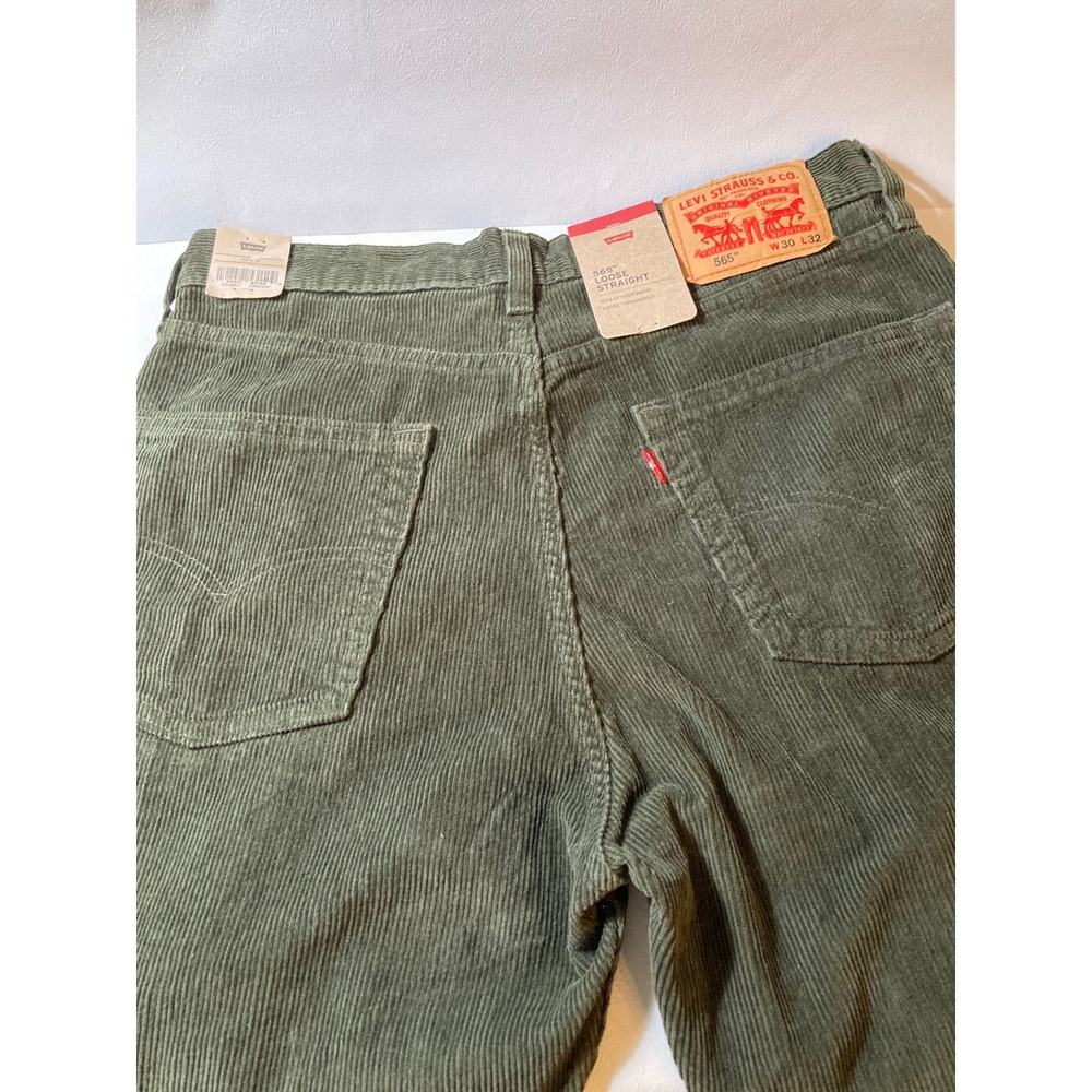 Levis 565 Loose Straight Corduroy Pants Olive Green Mens 30x32 NWT Vintage Style